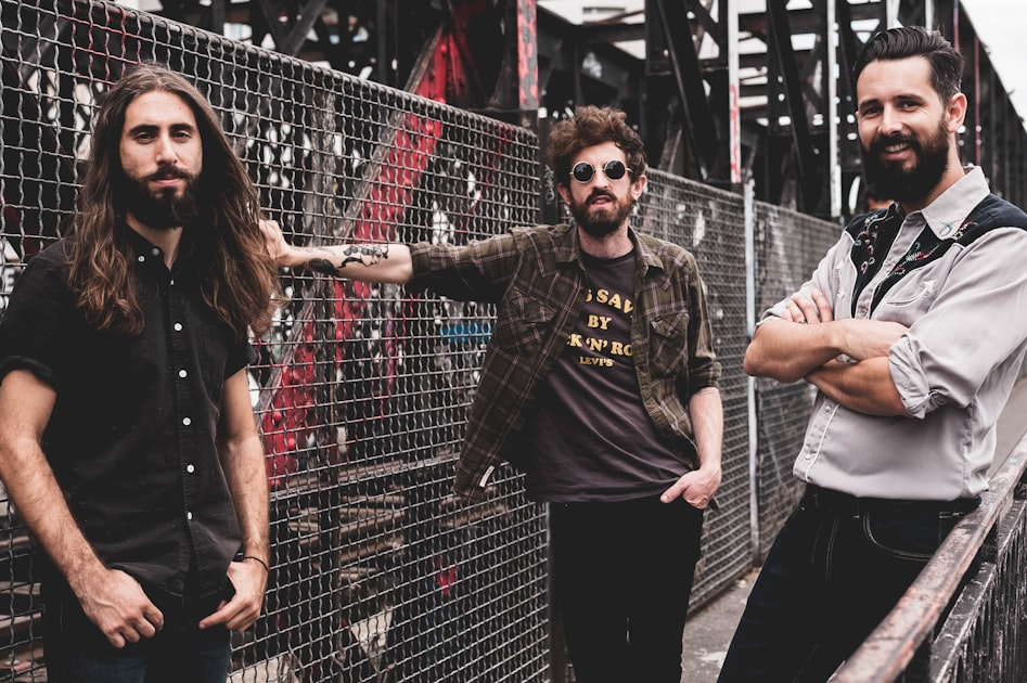 Discover The Travelers Band
